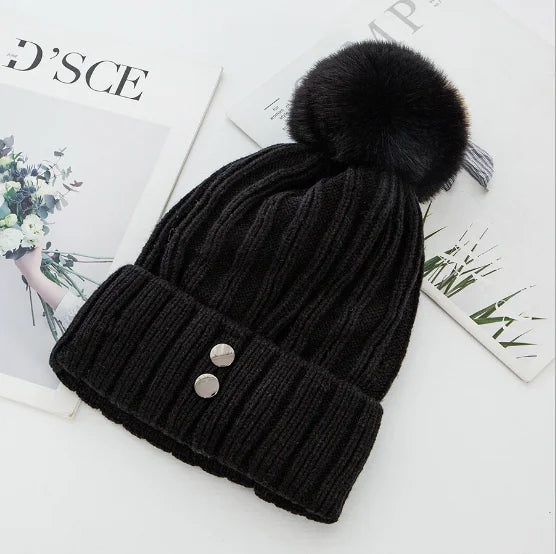 Latest Winter Beanie for Women Slouchy Design with Big Pom Fur Ball Knit Snow Ski Skull Cap Warm for Travel
