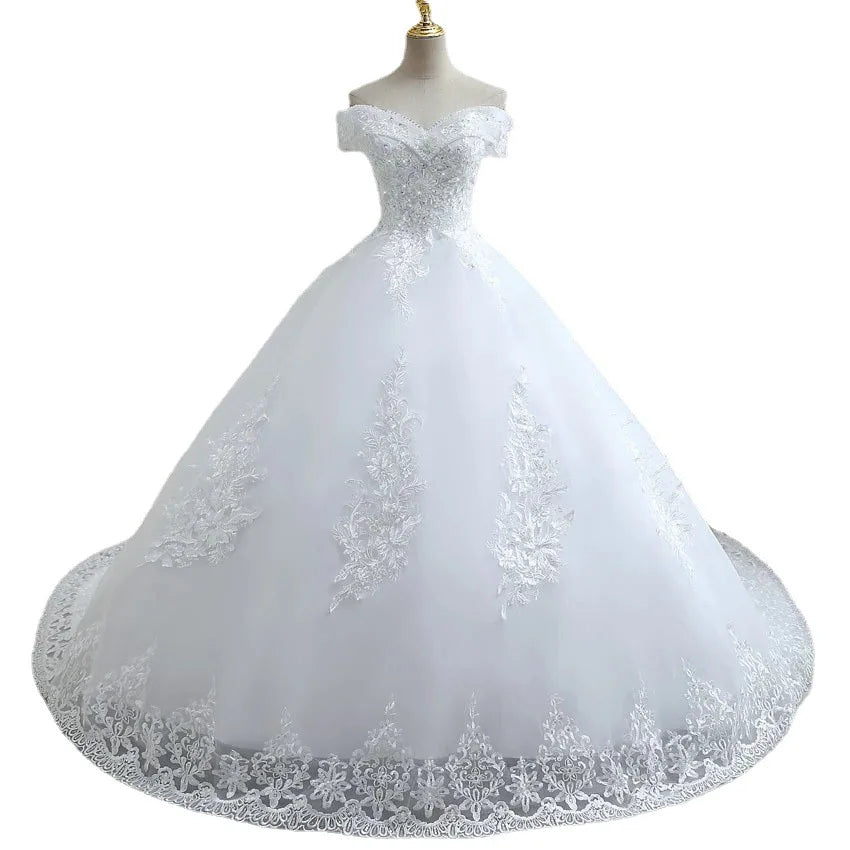 2023 New Style White Trailing Wedding Dress for Bride Off-shoulder Slim Wedding Dress Wholesale