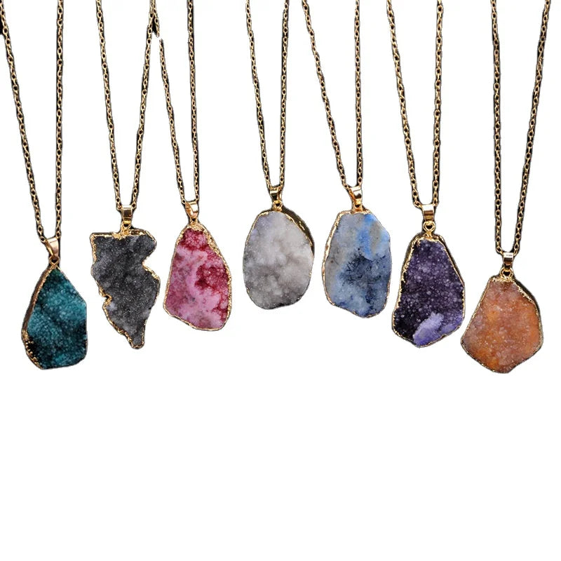 Fashion Irregular Natural Quartz Crystal Stone Pendant Necklace Jewelry for Women