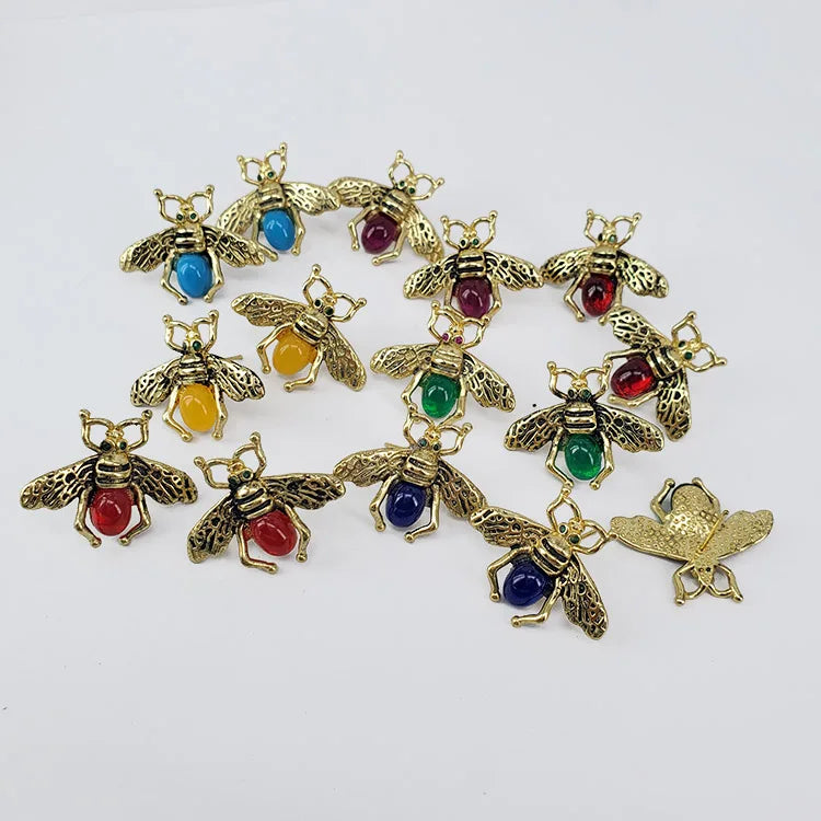 EM1274 2021 Fashion Insect Stud Earrings for Women Charm 18k Gold Plated Colour Bead Ladies Earrings