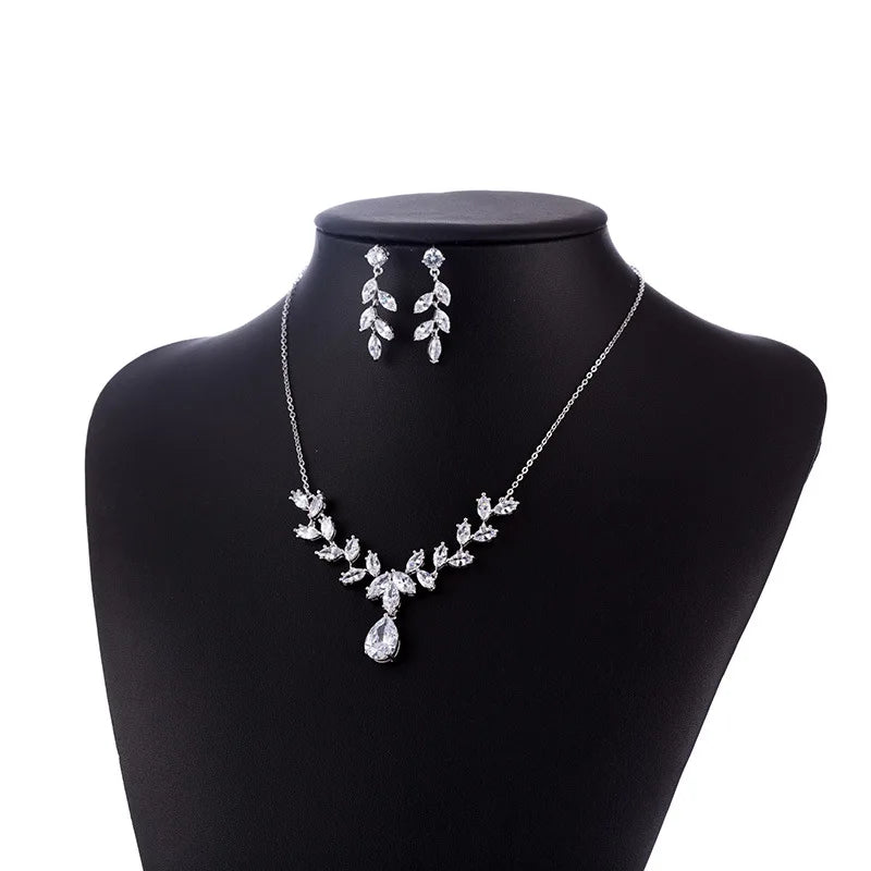 Vintage Style Wedding Accessories Bridal Jewelry Set Platinum Plated Earring Necklace for Women Trendy AAA Cubic Zircon Gift