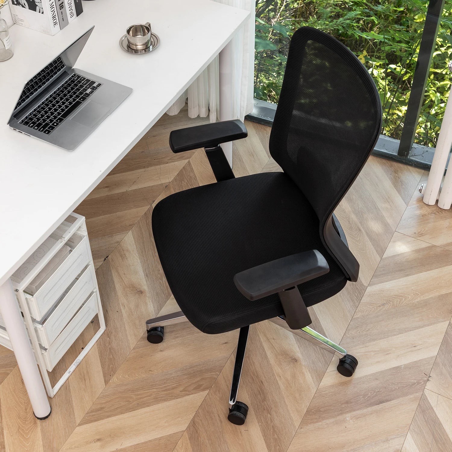 Luxury High Back Swivel Chair Customized Ergonomic Mesh Home Office Furniture for Executives Modern Design Style Fabric Material