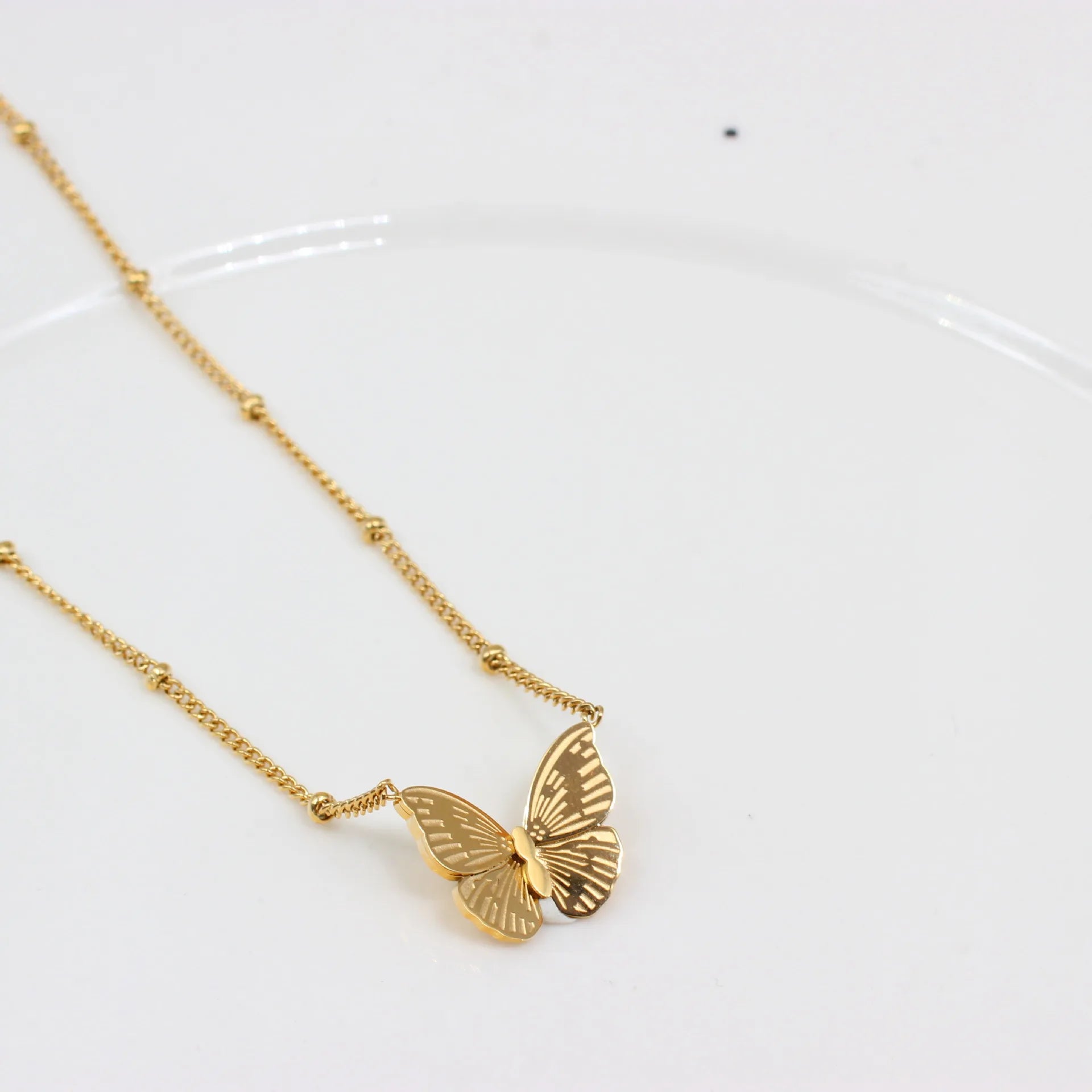 Dainty Women Jewelry Butterfly Charm Pendant Wholesale Fashion Personalized 18k Gold Plated Stainless Steel Butterfly Necklace