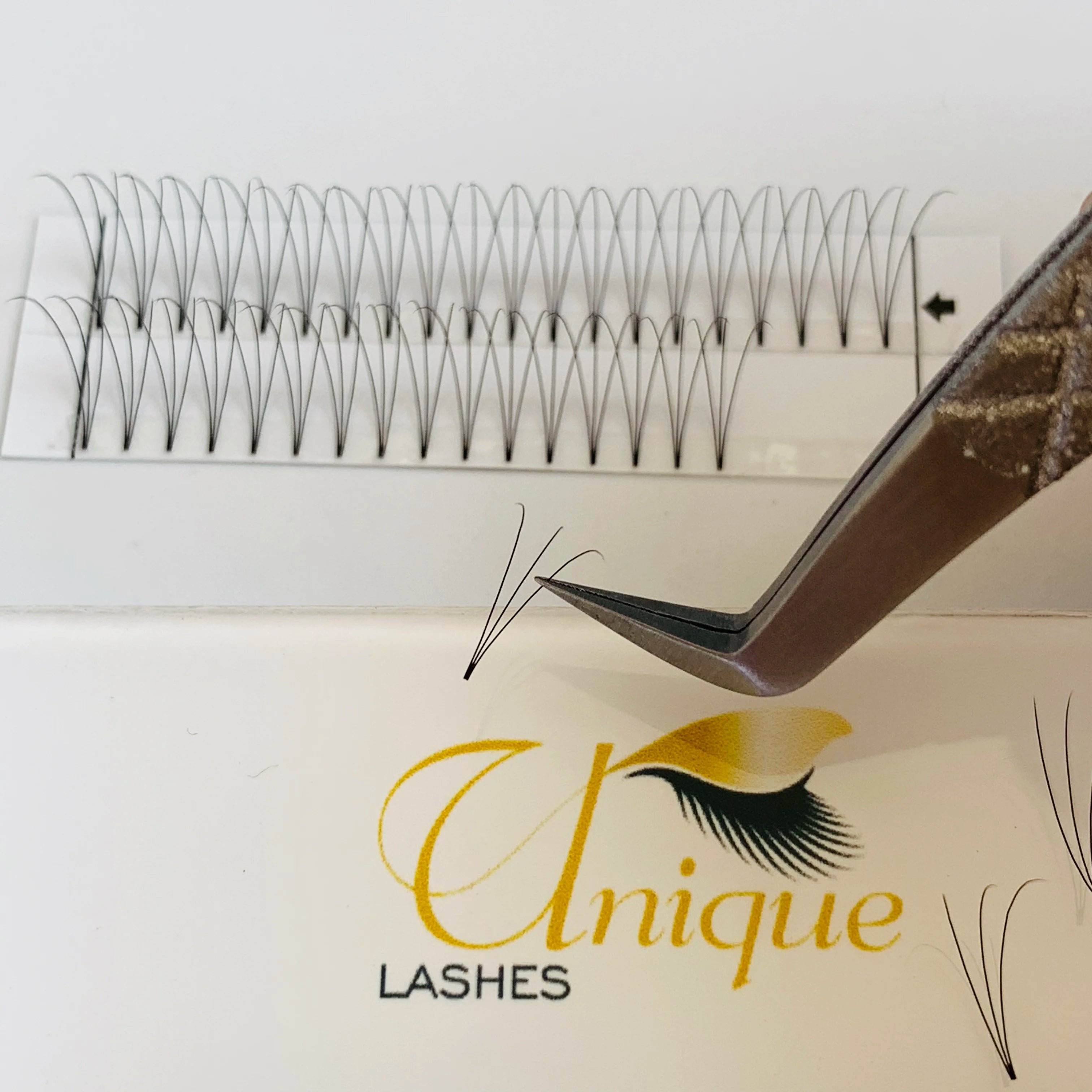 3d 0.10 0.07 ultra Dark Black Premade Fans Short Root Lashes Wholesale Premade Fans
