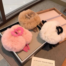 2024 NEW STYLE Winter Fluffy Hear Love Plush Hair Claw Elegant Hairpins Plush Heart Hair Clip Headwear
