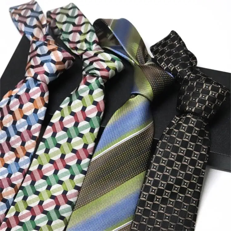 Wholesale 100% Silk Jacquard Woven Men's Neckties Special Design 8cm Paisley/Dot Patterns Fast Shipping
