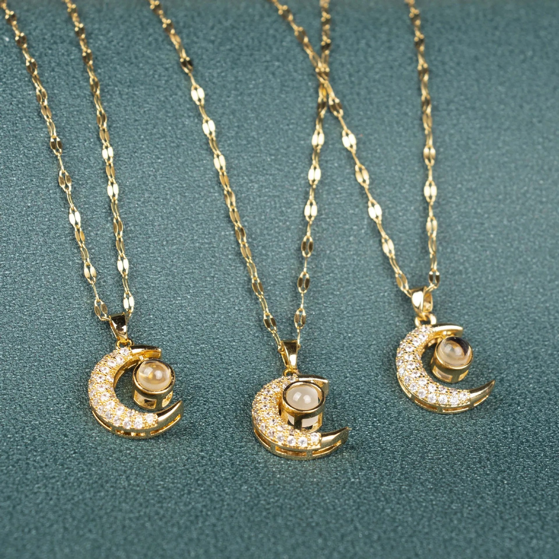 Wholesale Dainty 100 Languages I love You Full Zirconmoon Pendant Necklace for WomenCollar Stainless Steel Sun Moon Necklace