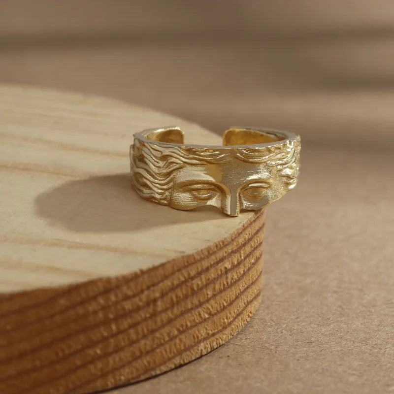 Venus Half Face Exaggerated Cold Wind Expression Index Finger Fashion European Opening Creative Ring
