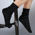 Wholesale Fashion Solid Color Black Socks Casual Warm Velvet Crew Socks for Women