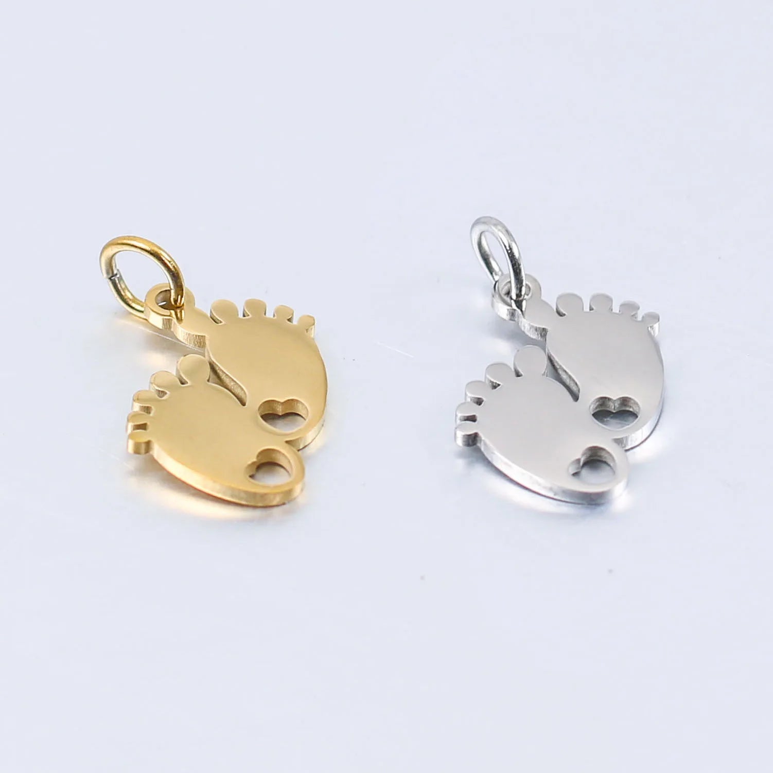 Fashion Jewelry Accessories Jewelry Findings Stainless Steel Foot Shape Charm pendant Charm Pvd 18k Gold Plated Polished