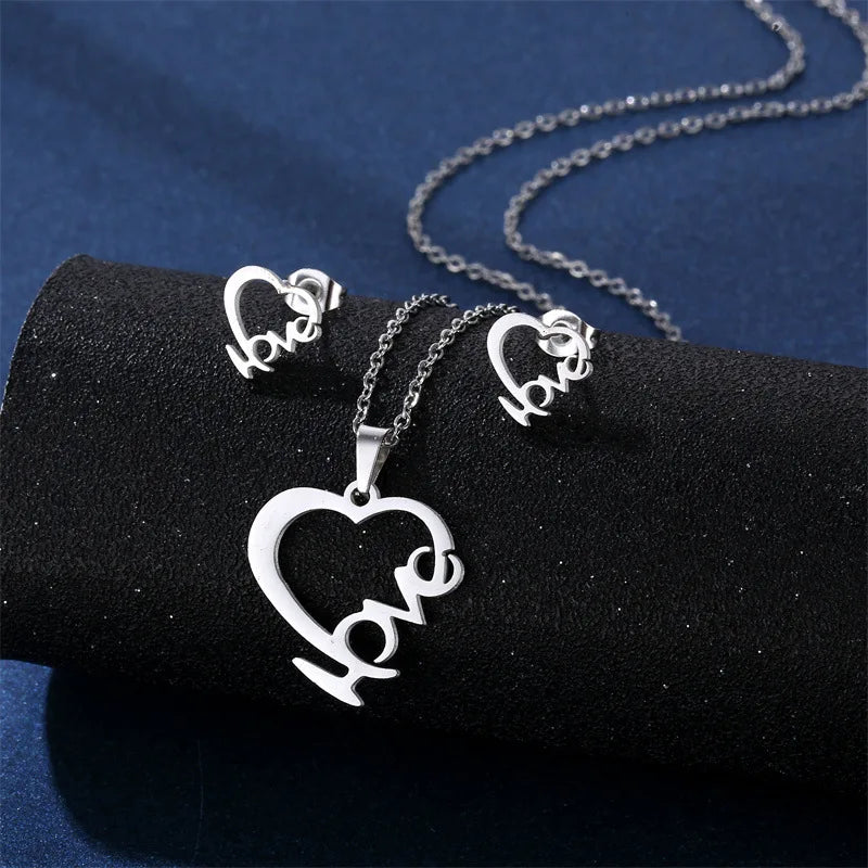 Hot Selling Women's Stainless Steel Heart Necklace and Earring Set Trendy Link Chain Cheap Wholesale