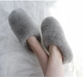 Unisex Winter Sheepskin Fur for Slippers with Thick TPR/EVA Outsole Breathable Mules for Home Use Shearling Lamb Fur