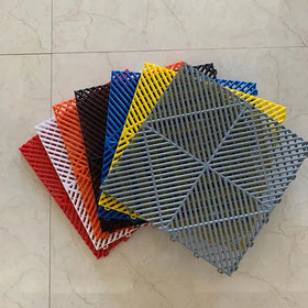 Plastic Interlocking Garage Floor Tiles for Car Care Shop High Strength New Style 1.8cm Thickness