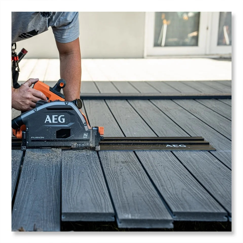 Eco-Friendly Solid Co-Extrusion Decking Wpc Crack-resistant Decking Outdoor Long-Lasting Performance with Natural Wood Look