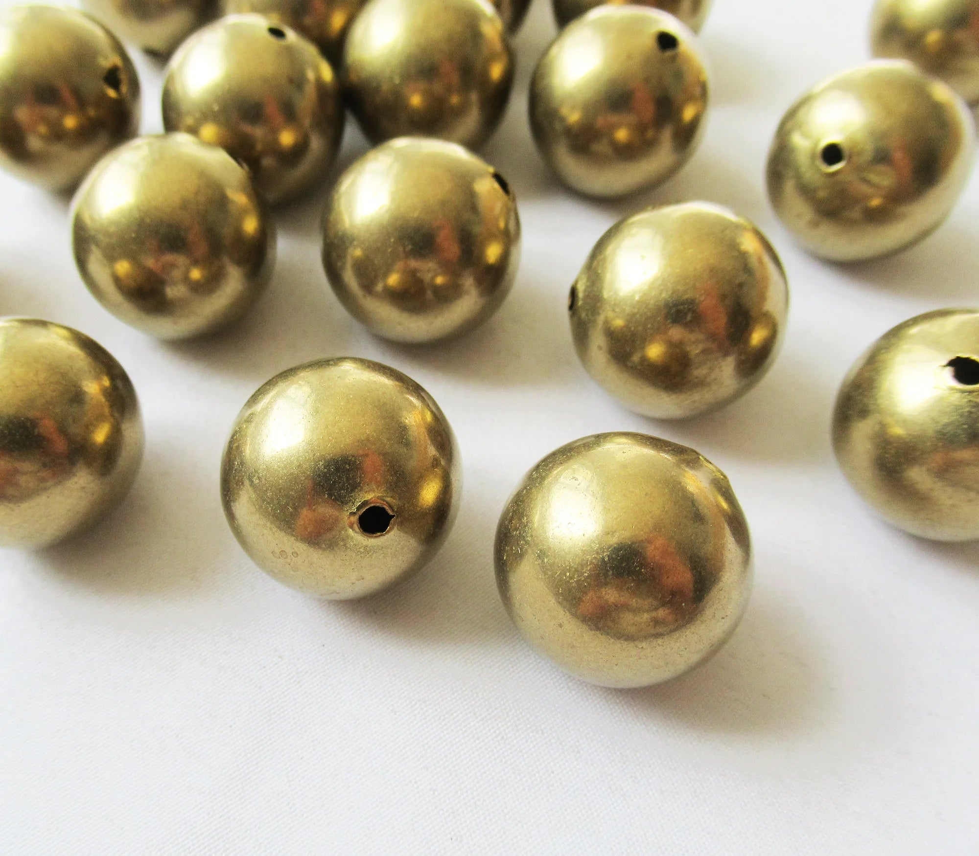 Round Ball 18mm Raw Brass Beads 1.5mm Hole Hollow Spacer Beads