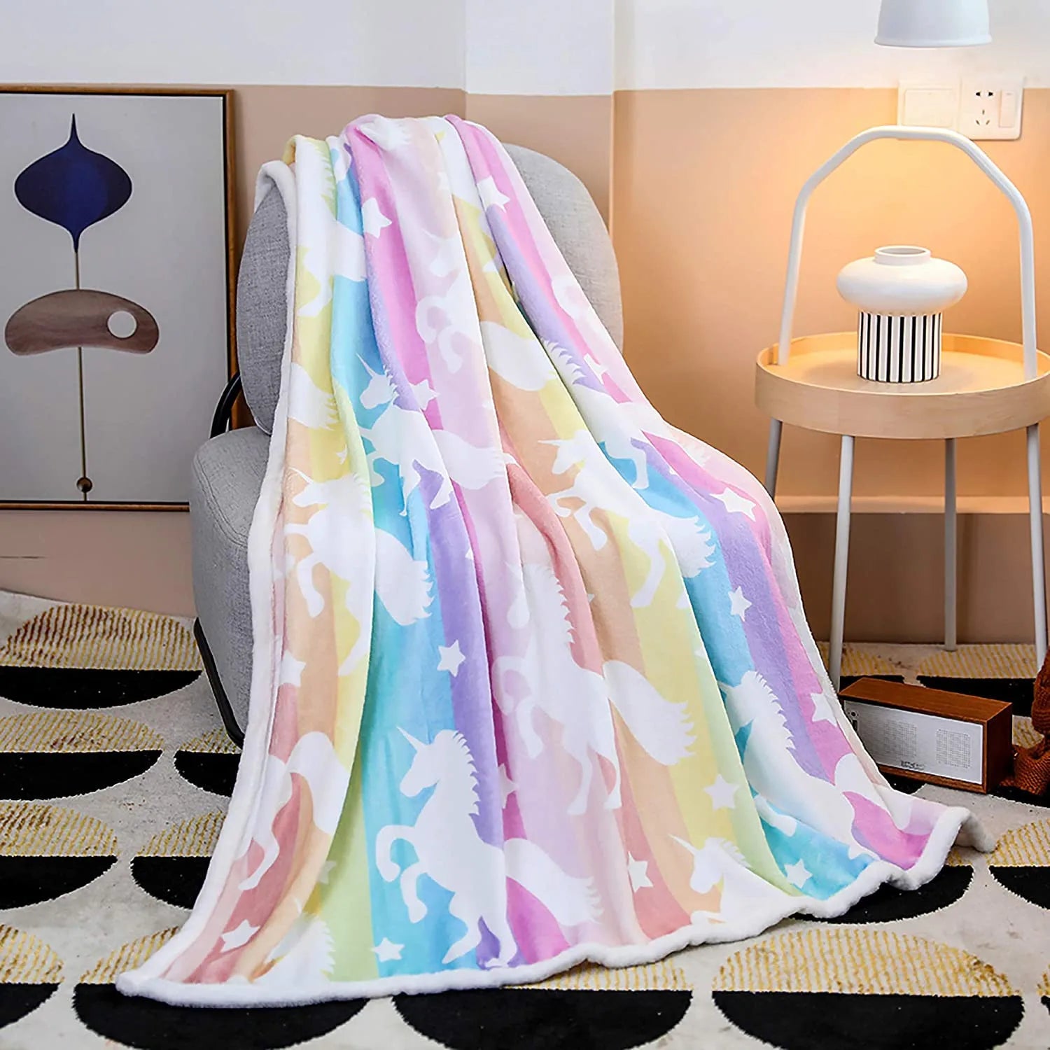 Drop Shipping Low MOQ Custom 100% Polyester Cozy Fleece Flannel Throw Blanket With Customized Design