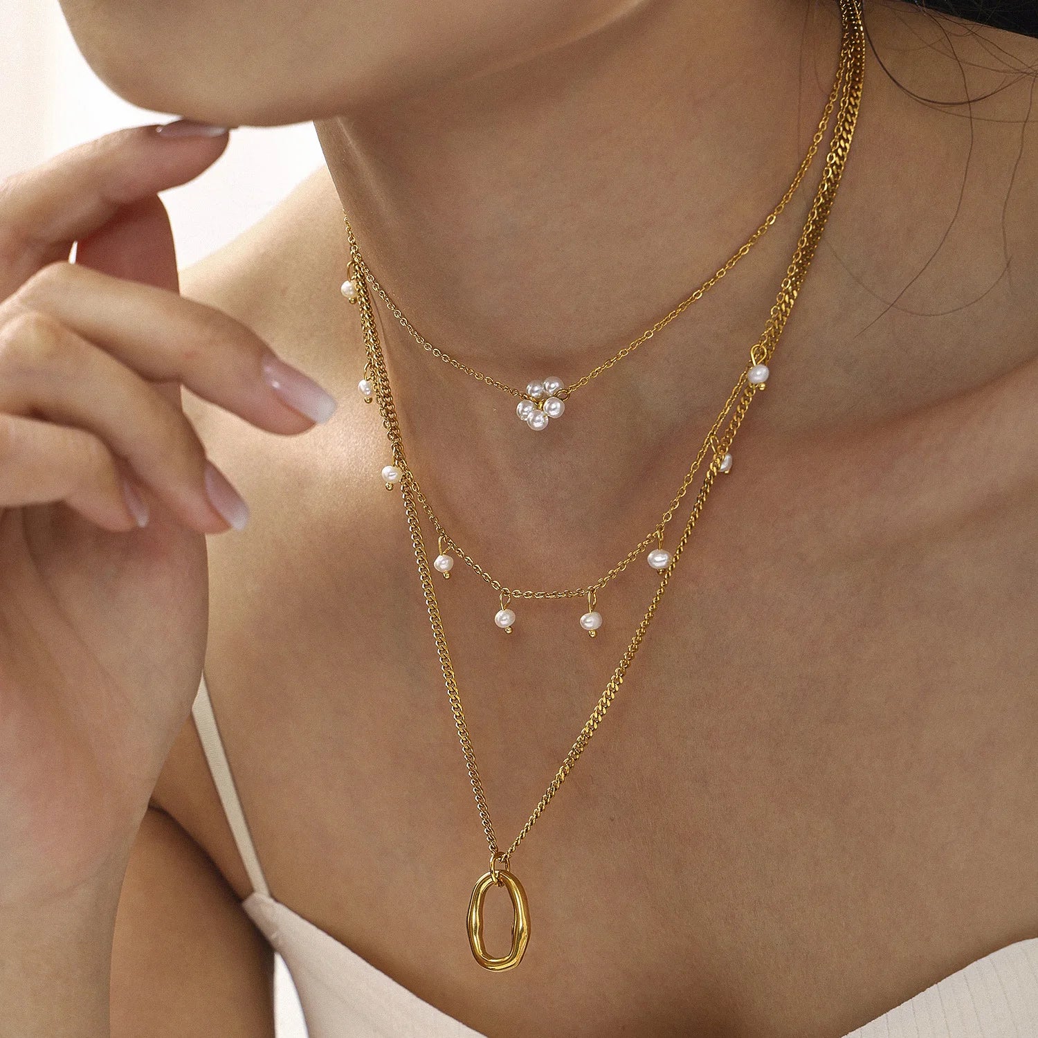 Layered Tassel Shell Bead Necklace Stainless Steel Gold Plated Double Layer Layered Chain Necklace Jewelry for Women