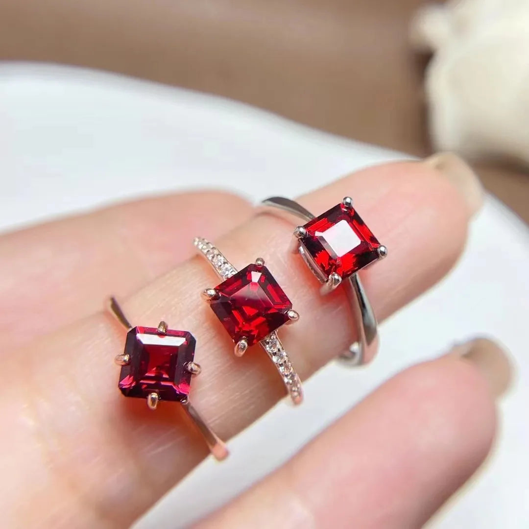 Hot Sale Indian 925 Sterling Silver Vintage Women's Wedding Ring Classic Natural Garnet Gemstone Emerald Cut for Party