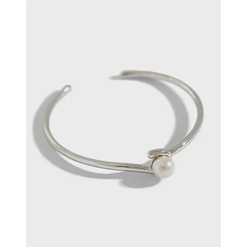 S925 Sterling Silver Gold Plated Pearl Bangle with Minimalist Shell Design Adjustable Opening for Women