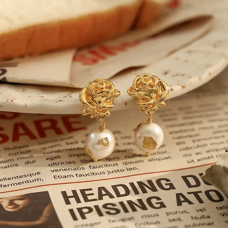 Fashion Trendy 18K Gold Plated Rose Flower Earrings Luxury Natural Pearl Drop Earrings for Women Party Gift