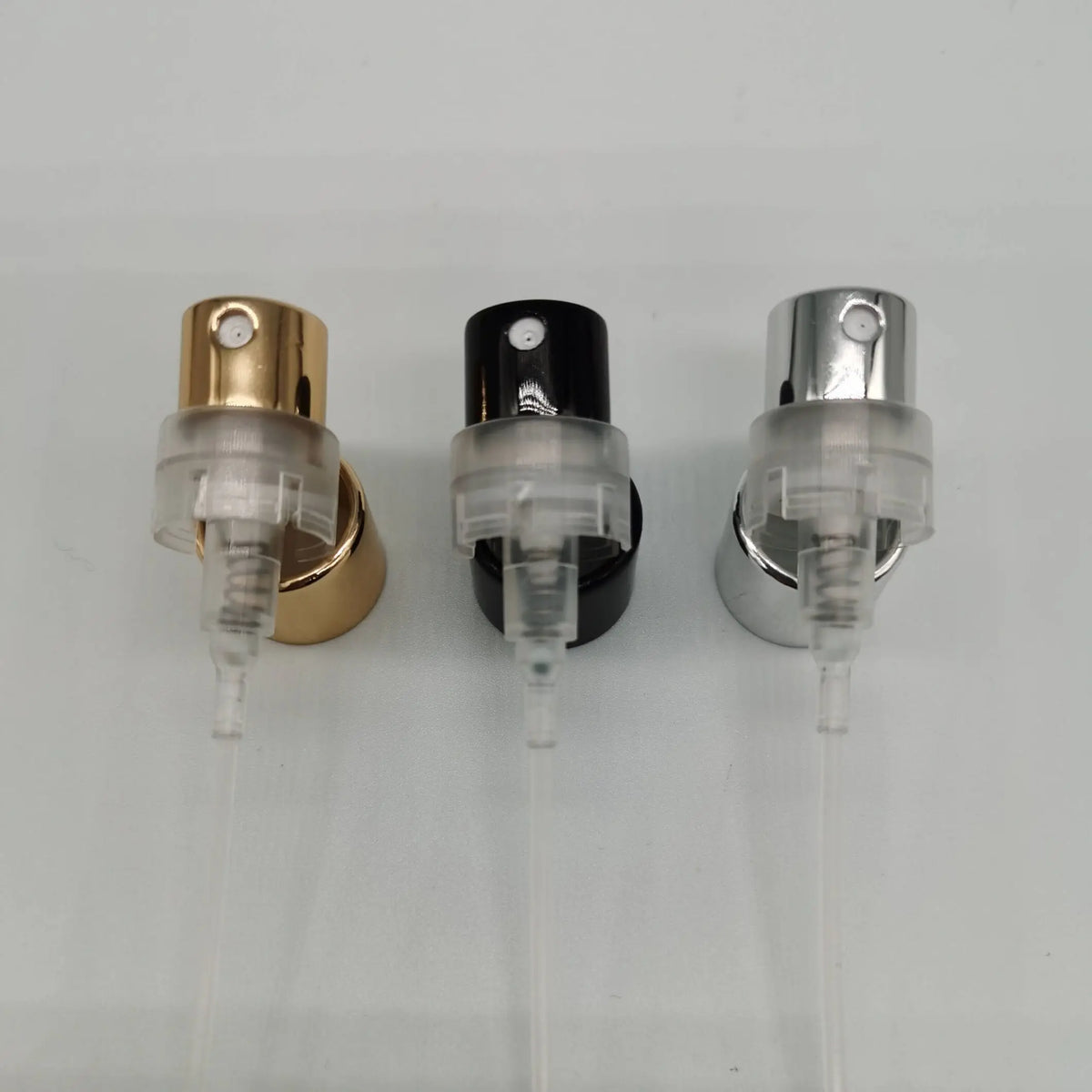 Factory 15mm 18mm 20mm Black Silver Golden Manual Mist Crimp Pump Sprayer with Collar Aluminium-Plastic 5ml Capacity