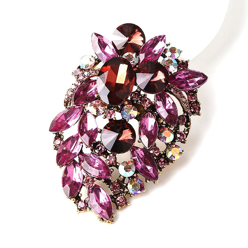 Jachon Custom Alloy Plating Mosaic Process Crystal Brooch Petal Shaped Hollowed-out Women Brooch Fashion Luxury Jewelry