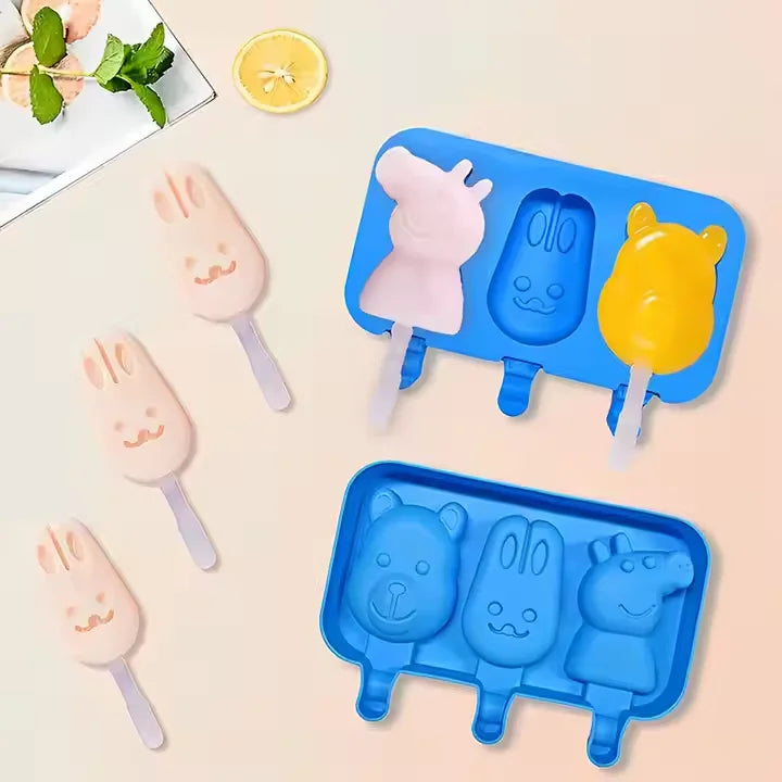 Custom 3 Cavities BPA Free Animal Shape Silicone Ice Cream Mold Popsicle Mold With Sticks