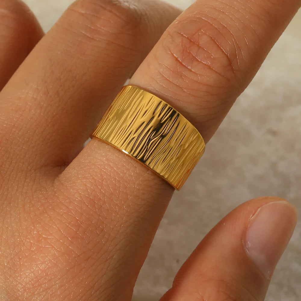 European Fashion Design Gold Plated Wide Band Circle Irregular Bumpy Rings for Women Men Tarnish Free Jewelry