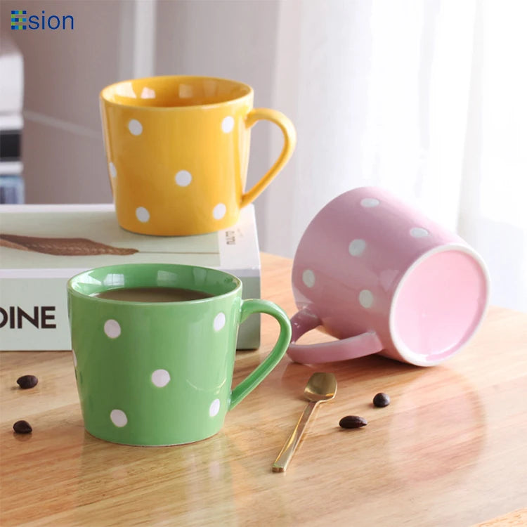 Trending Products 2022 New Arrivals Creative Cute Polka Dot Ceramic Coffee Mug Stoneware Tea Cups Breakfast Milk Mug