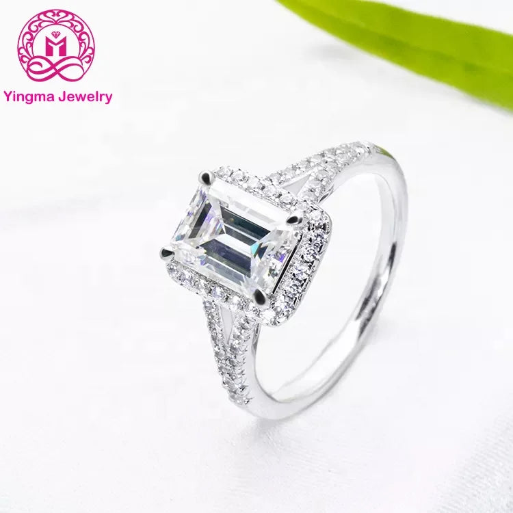 Fashion Moissanite Jewelry with Certificate 14k/18k Solid White Gold Wedding Ring Emerald Cut Moissanite Engagement Ring
