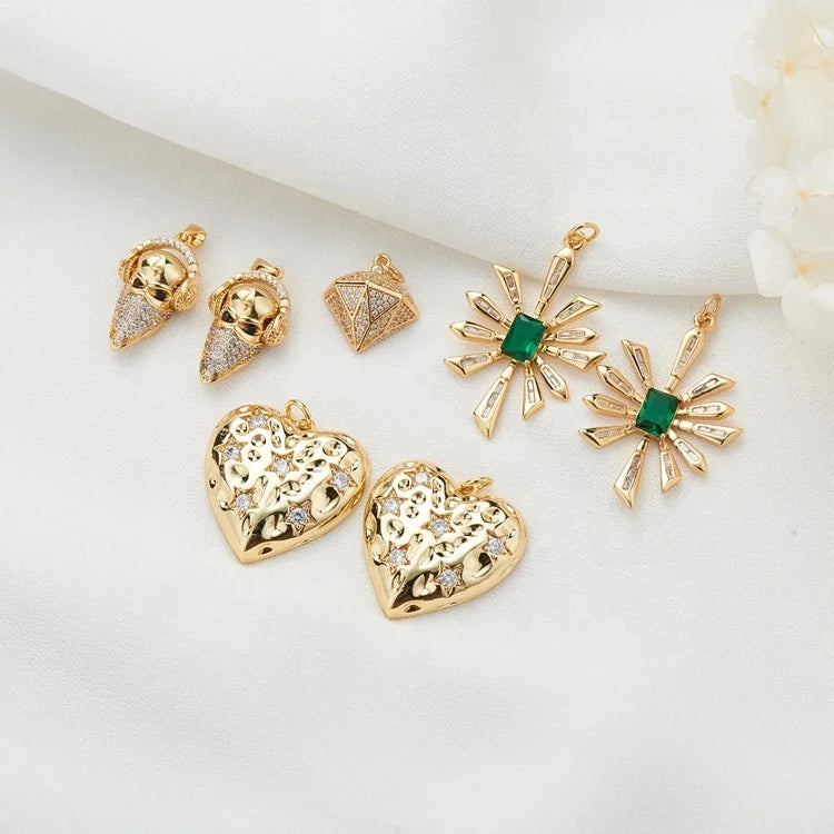 Wholesale 14K Gold Plated Brass Zircon Charm Heart Shaped Sunflower Skull Pendant for DIY Necklace Jewelry Making Accessories