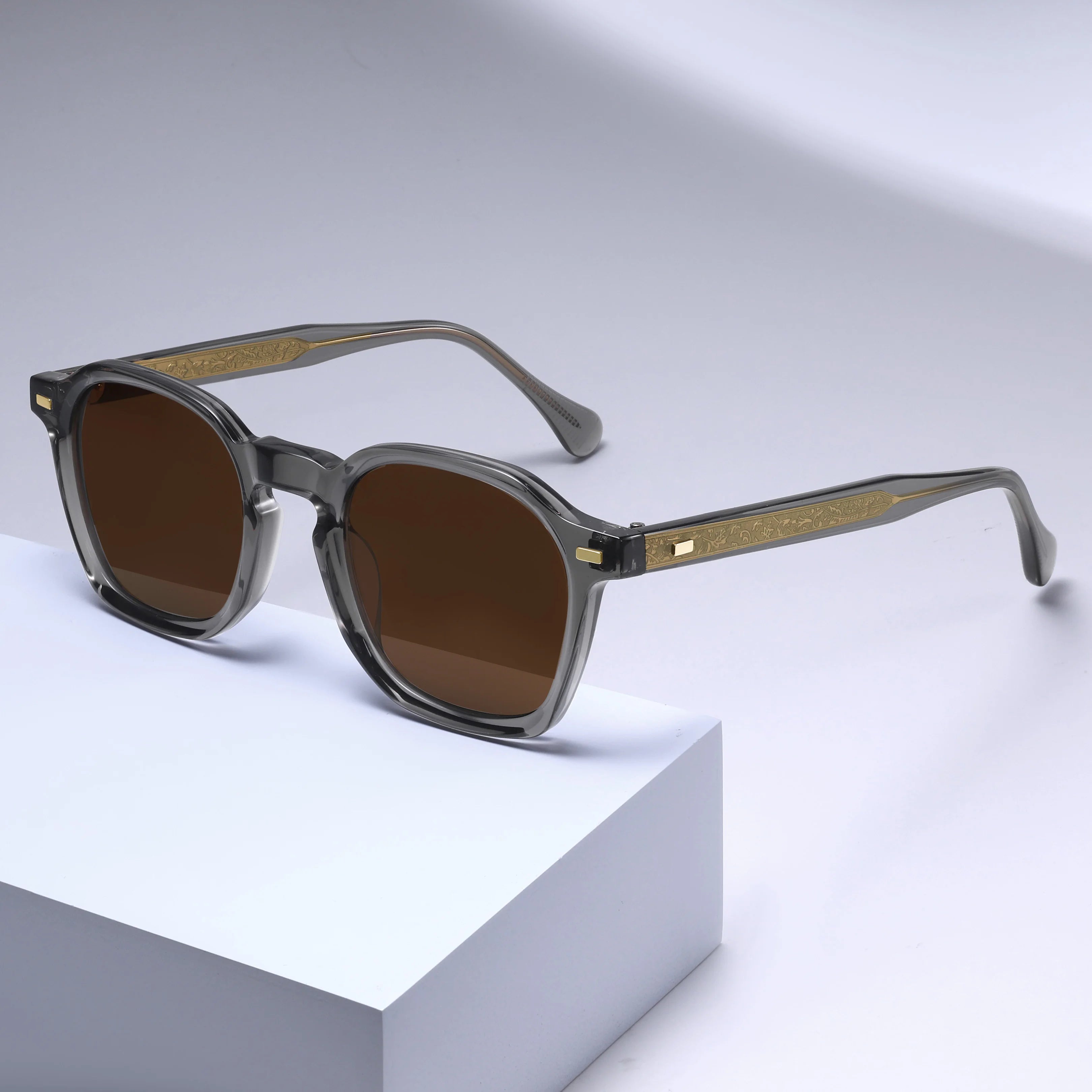 Vintage Retro High-end Transparent Grey Acetate Sunglasses Lightweight Comfortable with Non-Polarized Nylon Sunglasses Lenses