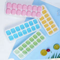 Ice Cube Trays Easy-Release Plastic Flexible 14-Ice Cube Trays with Spill-Resistant Removable Lid