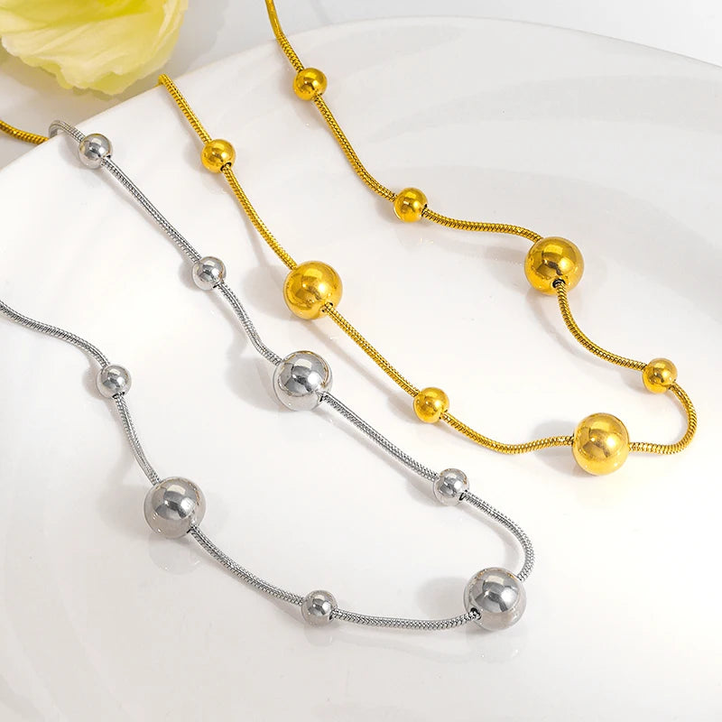 2025 New Design 18K Gold Plated Ball Hollow Stainless Steel Buckle Classic Style Statement Necklace with No Fade Chains