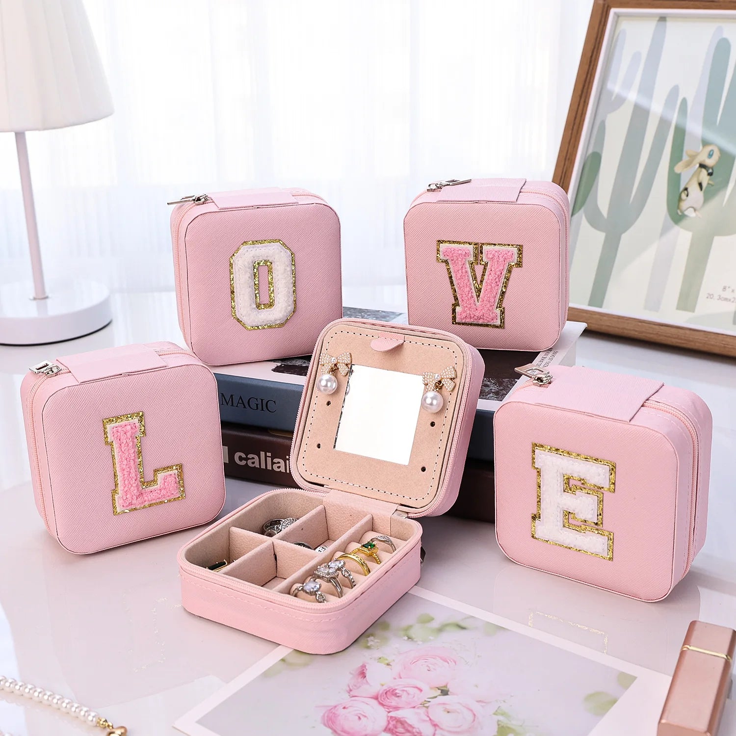Women's Fashion Mini Travel Jewelry Case Organizer for Necklace Ring Earrings Storage-Girls' Jewelry Boxes With Mirror