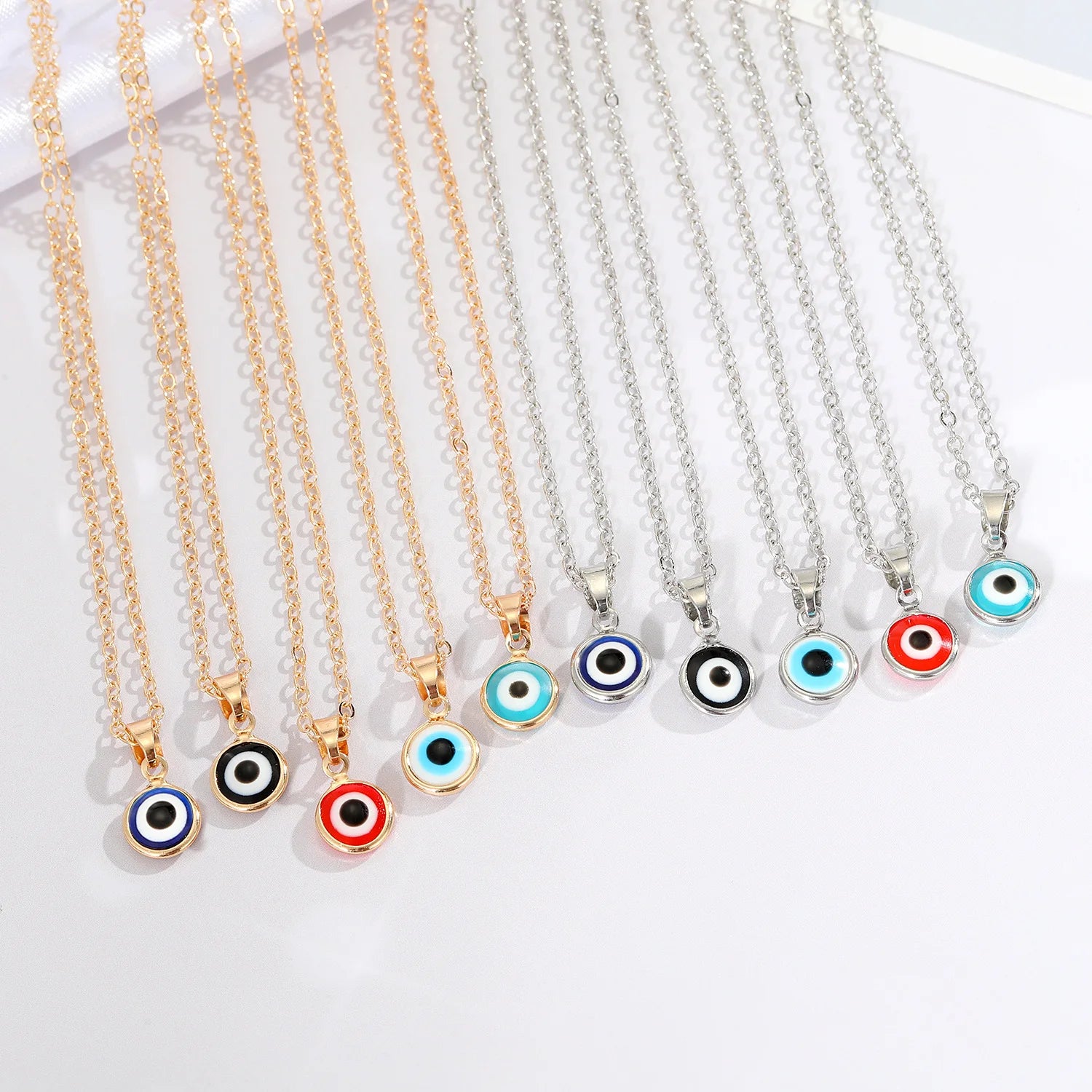 Simple Turkish Ethnic Style Gold Plated Round Pendant Evil Eyes Necklace Blue Eyes Pendant Women Necklace