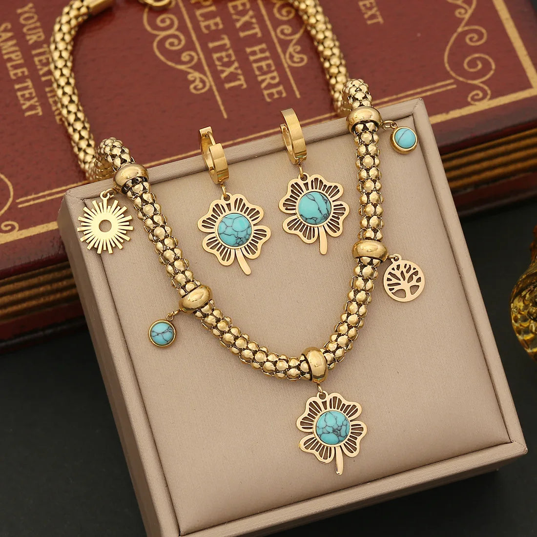 New Arrival 3pcs Stainless Steel Flower Jewelry Set Necklace Earrings Bracelet 18k Gold Plated Tarnish Free Set