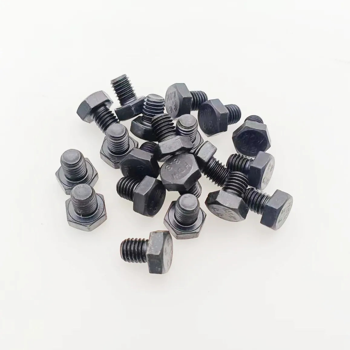 High Strength Hex Bolt 8.8 10.9 12.9 Black Customized Factory Price National Standard Din933 Din931 After Sale Service