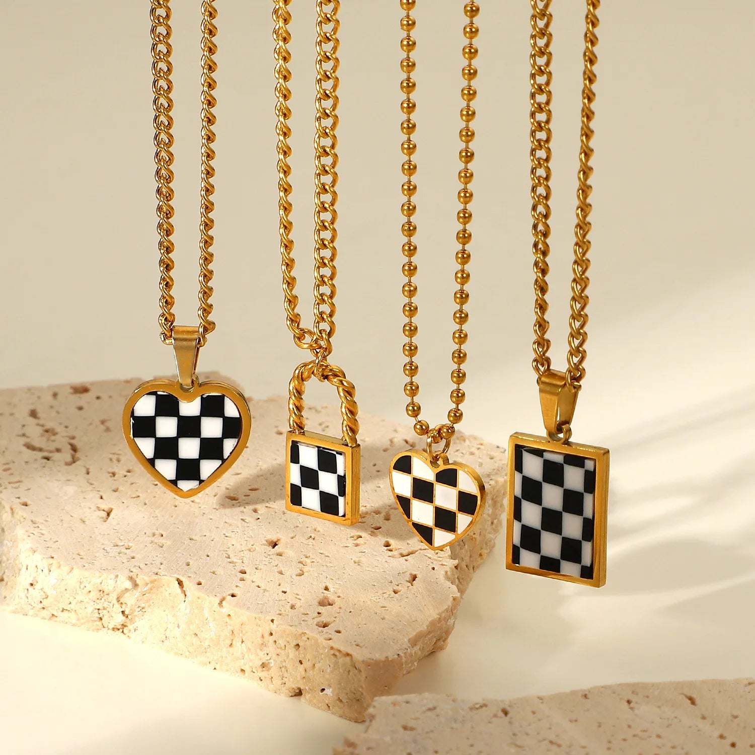 Trendy Women's 18K PVD Gold Plated Link Chain Stainless Steel Heart Lock Checkerboard Pendant Necklace for Anniversary