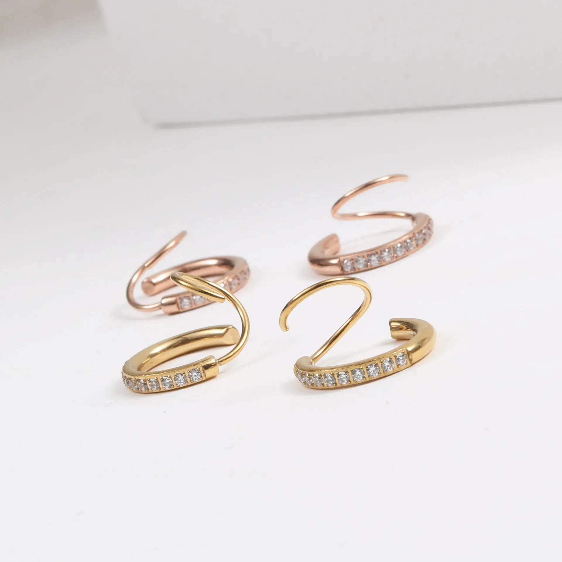 Dainty CZ Single Piercing Stainless Steel Spiral Hoop Earrings Cubic Zirconias Setting 18K Gold Plating Earrings