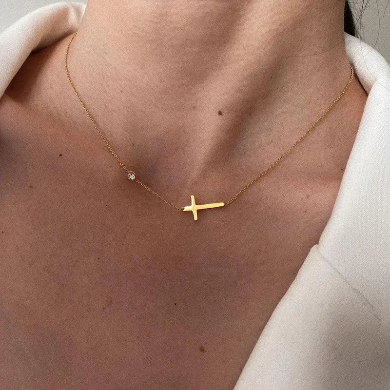 Wholesale French Gentle Gold Plated Necklace Sparkling Cubic Zircon Necklace Statement Cross Necklace Gifts for Women