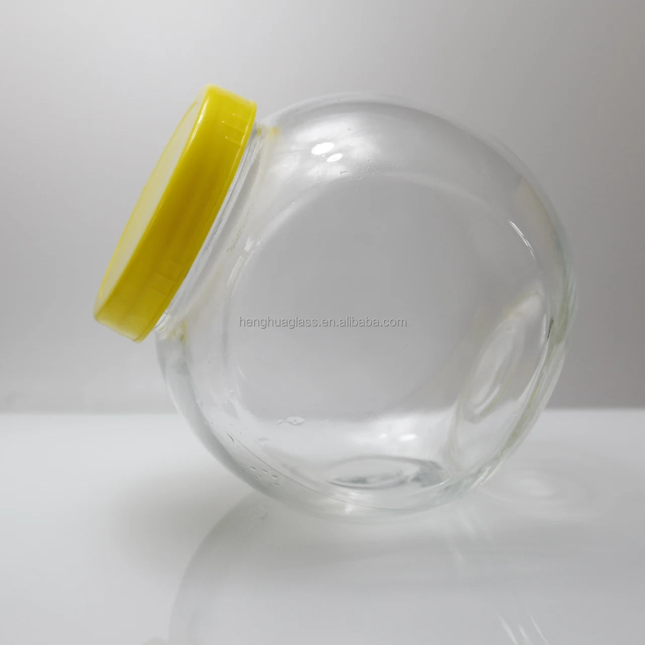 Kitchen Food Storage Glass Jar 1600ml 54 oz Flat Big Glass Multigrains  Dried Fruits Candies Biscuits Seal Jar With Plastic Lid