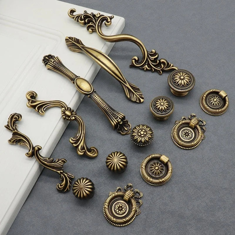 Hot Sale American European Style Furniture Drawer Pull Knob Solid Kitchen Cabinet Handle Antique Brass