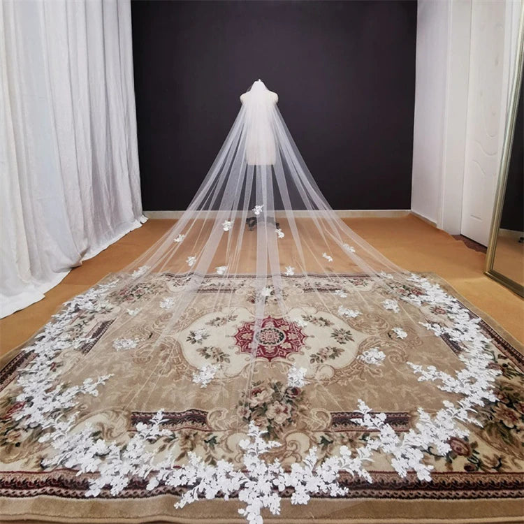 European and American Bridal Veil Wedding Headdress Veil Long Church Belt Comb Embroidery Veil