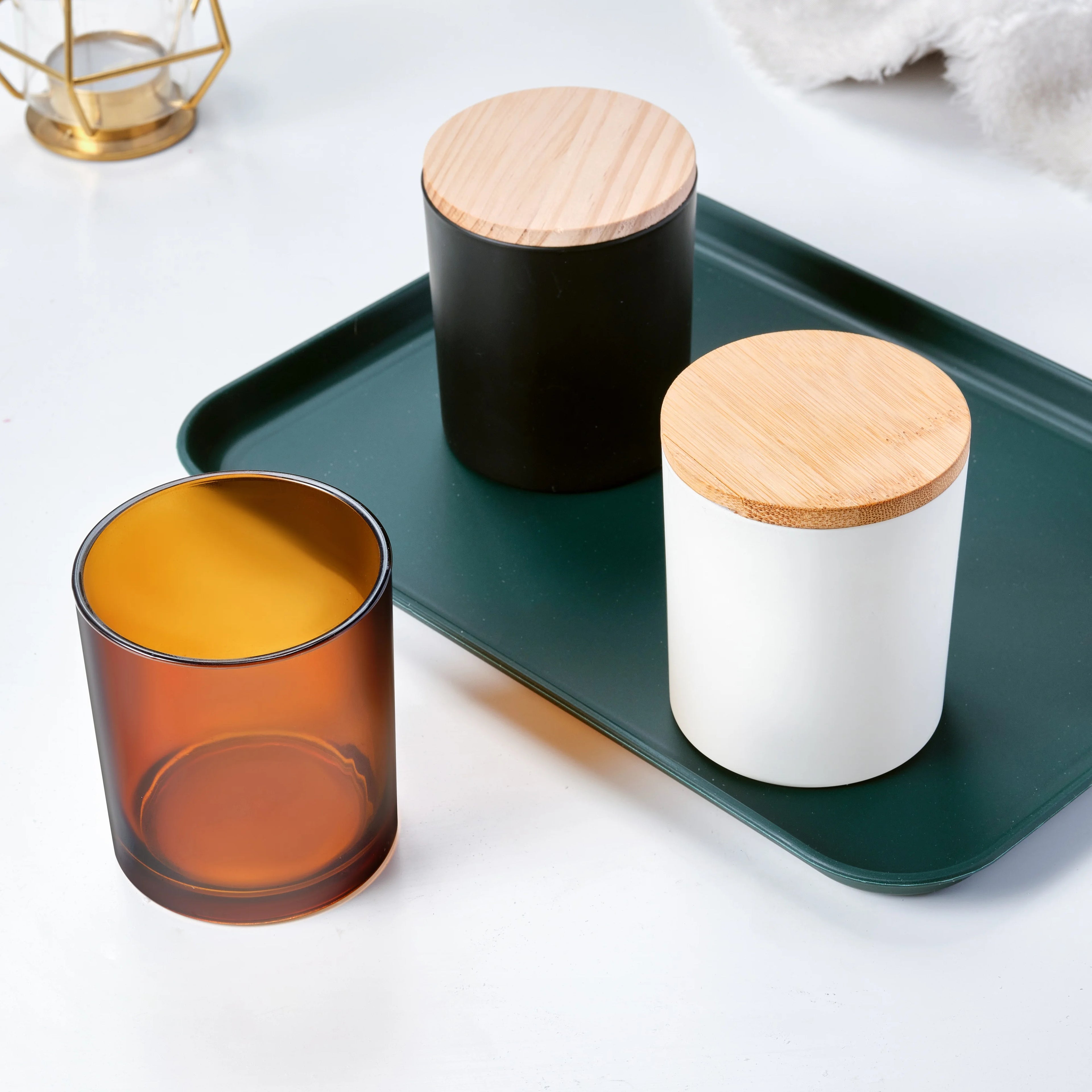 Wholesale Customized Luxury Frosted Empty Glass Candle Jars for Home Decoration Christmas Use Candle Making