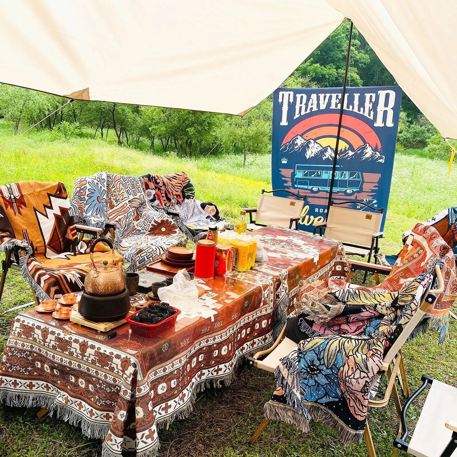 Custom Woven Oversized 130*150 cm American  Bohemian Tapestries Woven Blanket with Tassels for Picnic