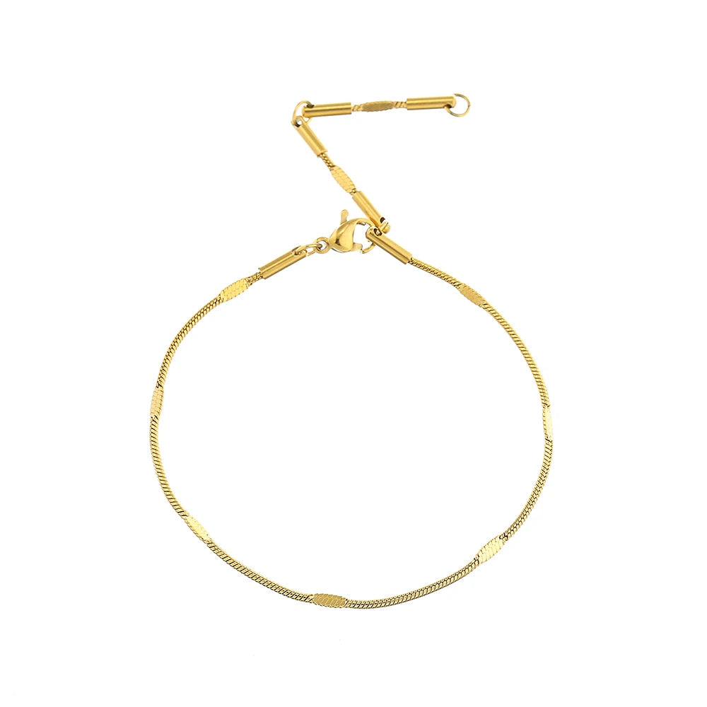 KANANI SLEEK Snake Chain Bracelet in Stainless Steel Gold Plated Trendy Design Mother's Day Gift From Wholesale