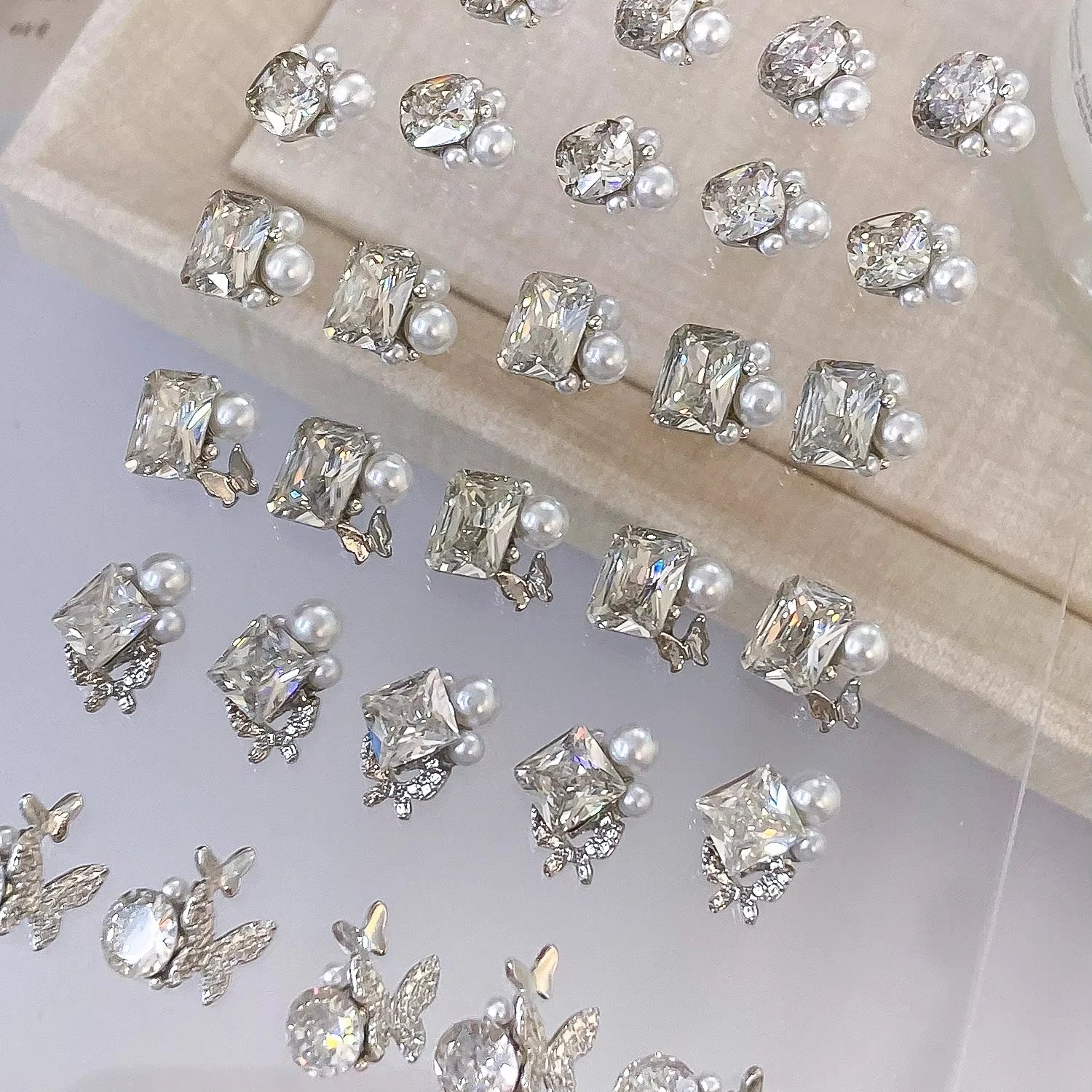 Premium 3D Light Luxury Diamond Nail Rhinestones Versatile Butterfly Zircon Rock Sugar Pearl Finish Nail Accessories