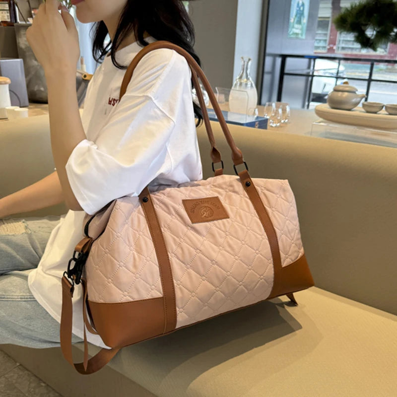 Wholesale Fashionable Portable Dry Wet Separation Gym & Yoga Sports Bag Waterproof Zipper Closure for Outdoor Travel & Gym Use
