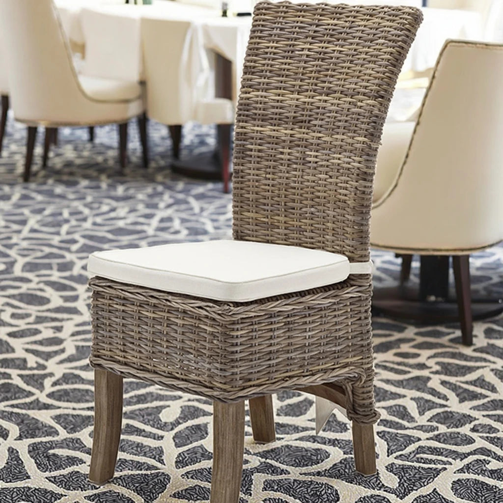 Factory Banquet Hotel Tiffany Wedding Chiavari Chair Cushions Foam Air-permeable 100% Polyester U-Shape Waterproof Removable